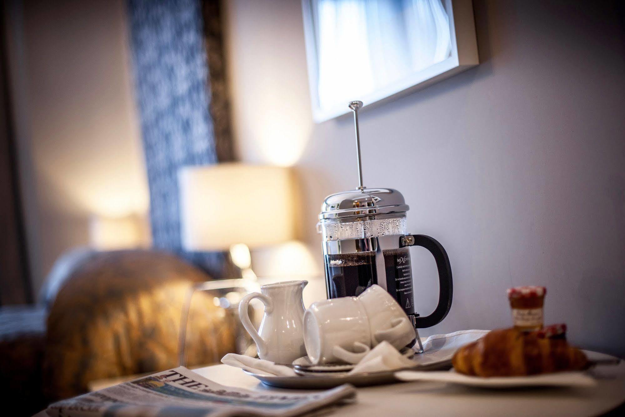 York House Hotel วิทลีย์เบย์ ภายนอก รูปภาพ